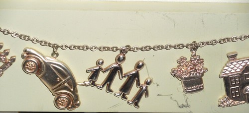 :: FAMILY photo picture frame 4x6 with charms car house flowers NEW :: - Picture 2 of 2