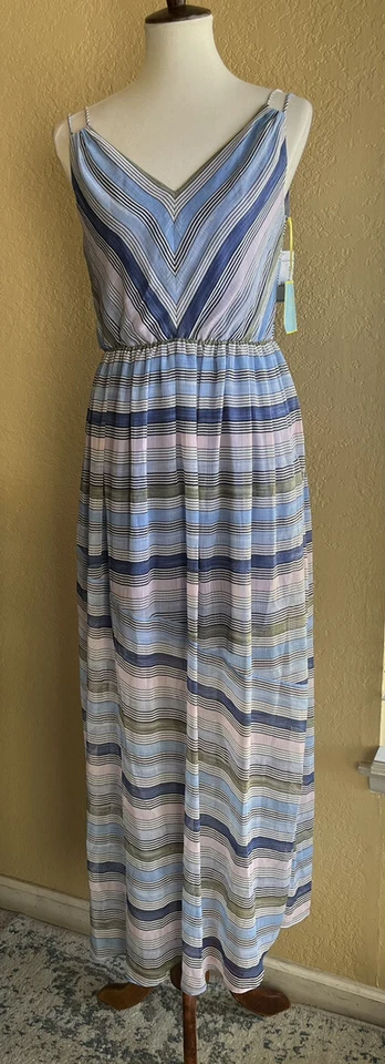 Maxi Vestido Para Mujer Cece by Cynthia Steffe Azul Jordan Cuello en V Sin Mangas Talla 4 Foto 2 de 4