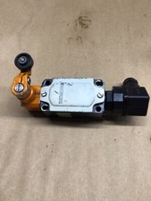 Siemens Position Switch Limit Switch -S352LS #4021F276