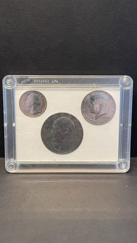 U.S. Bicentennial 3 Coin 1776-1976 , 25c, half dollar, one dollar - Picture 9 of 9