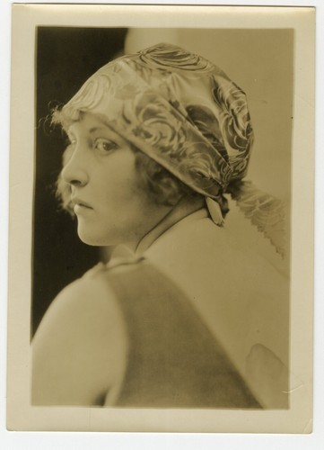 Lot of 4 Vintage 1920s Charles Sheldon 5" x 7" Fashion Pinup Photographs - Picture 2 of 5