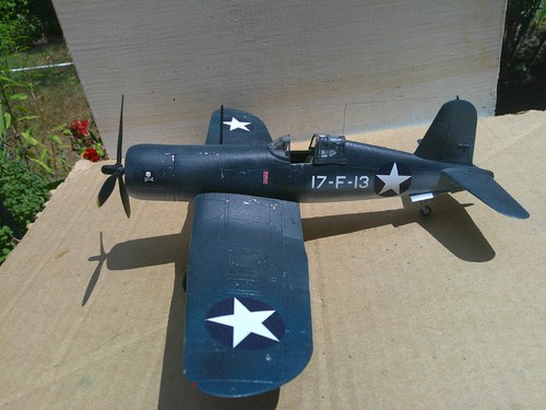 Vought F4U Corsair US fighter ww2, 1/48 scale, well built & painted - Picture 2 of 6