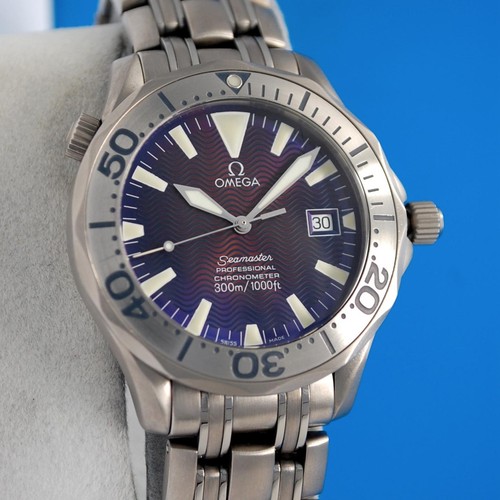 Mens Omega Seamaster Titanium 300M Chronometer watch 41MM 2231.80 - Purple Dial