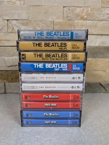 THE BEATLES CASSETTE TAPE LOT HELP WITH THE BEATLES ANTHOLOGY ROCK N ROLL 1962