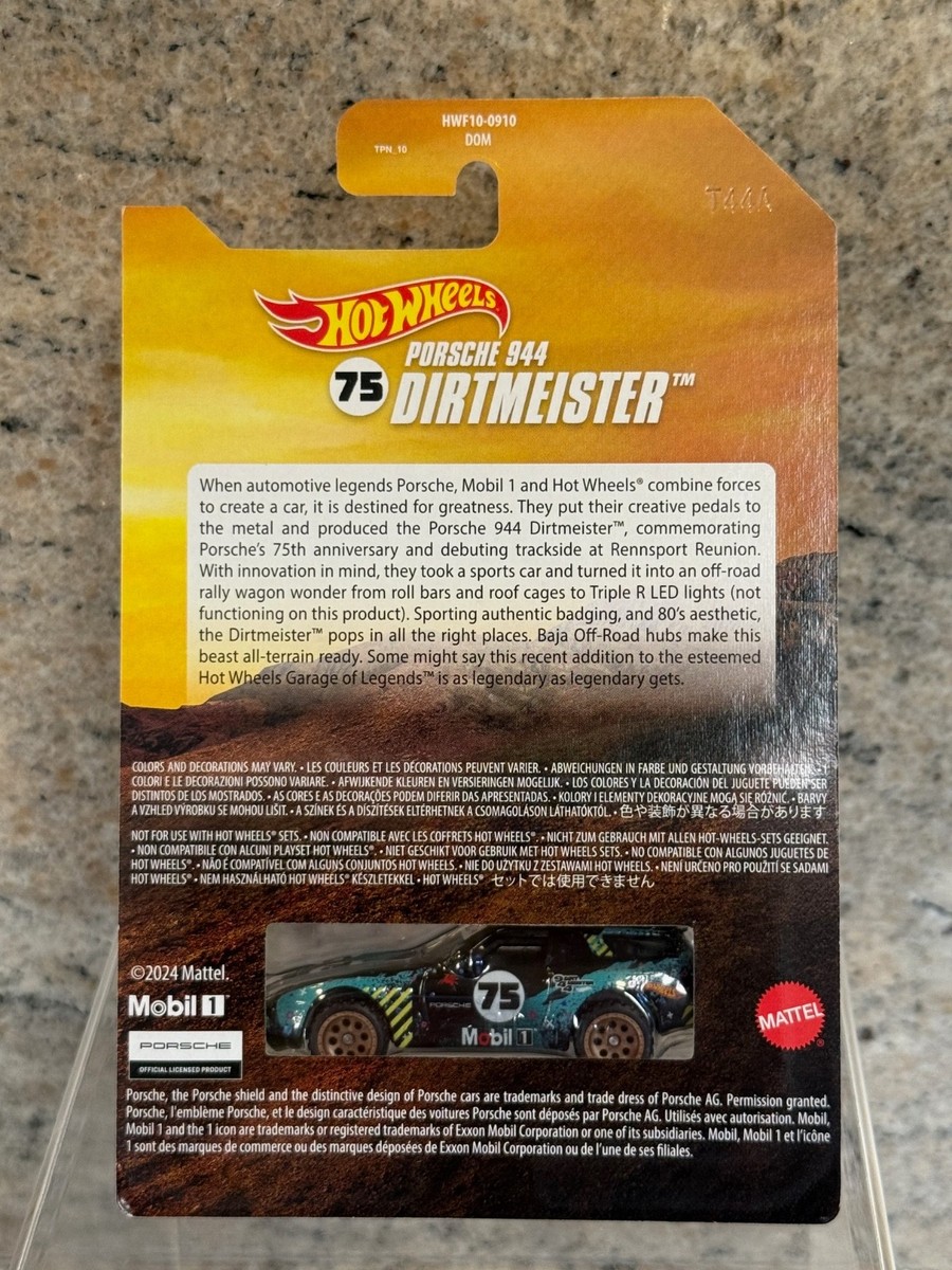 2024 Hot Wheels Red Line Club RLC Exclusive - Porsche 944