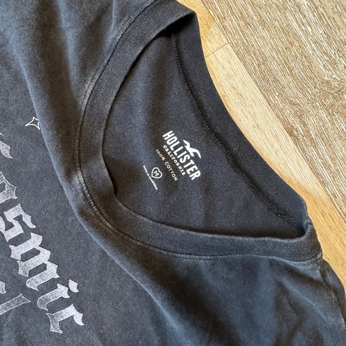 HOLLISTER black washed acid dye cropped T shirt woman’s size medium cosmic soul - Picture 2 of 3