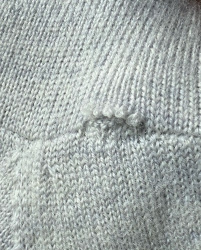 Cynthia Rowley Damenpullover klein grau 100 % extrafeine Merinowolle gekreuzter Ausschnitt - Bild 16 von 19