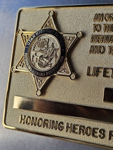 UTAH HIGHWAY PATROL EHREN VON HELDEN STIFTUNG MESSINGPLATTE FÜR LEBENSLANGES MITGLIED.  - Bild 11 von 16