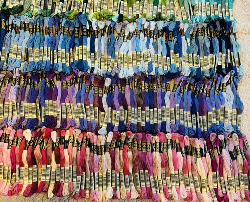 Huge Lot of 510 DMC Embroidery Floss Skeins Cross Stitch Thread Mixed Colors - Picture 3 of 7