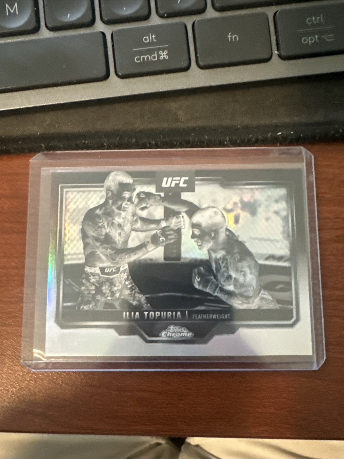 🔥 Ilia Topuria 2025 Topps Chrome UFC Negative Refractor #43 SP 🔥