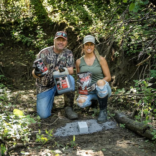 Deer Cane Black Magic Block Mineral Attractant - Fast & Easy to Use All...  - Picture 2 of 4
