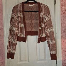 Knit Cardigan with Button Closure