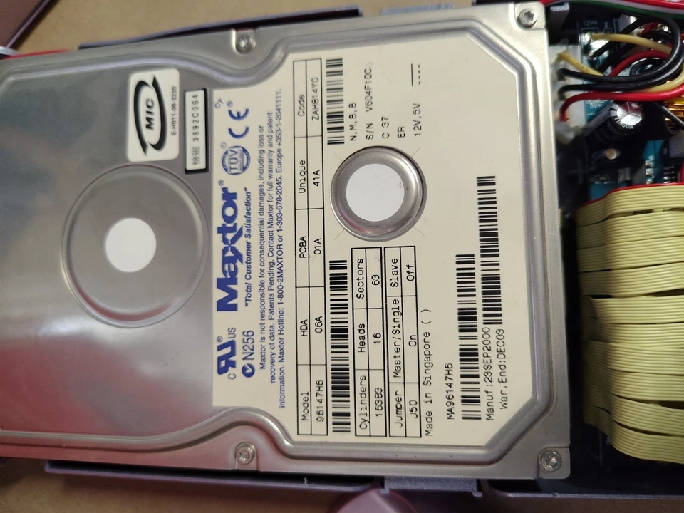 3.5" External Hard Drive Stores Up To 400 GB (With Hard Drive) See Pictures - Image 3 of 4