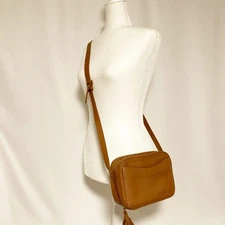 Cuyana Mini Tassel Bag Crossbody Caramel Pebbled Leather