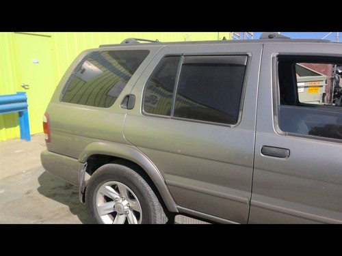 1998-2004 Nissan Pathfinder Driver Left Front Spindle/Knuckle OEM 400151W012 - Picture 10 of 12
