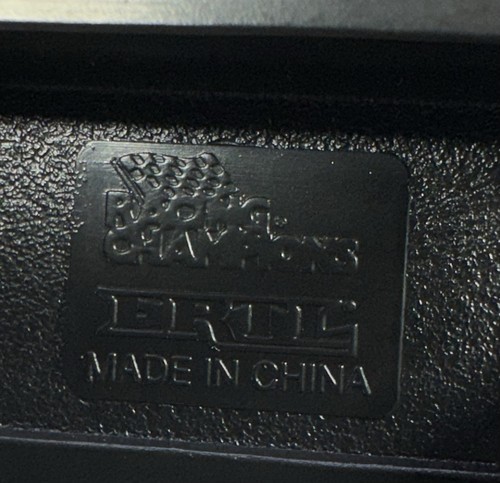 Ertl. /Racing Champion Maßstab 1:18 2001 Chevy Silverado "Black Version" Custom - Bild 12 von 14