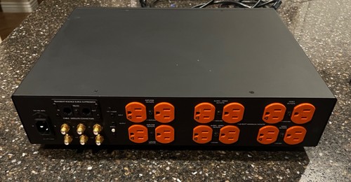 Furman Elite-15 PFI 13-Outlet Linear Conditioner Power Factor - Black - Picture 5 of 10