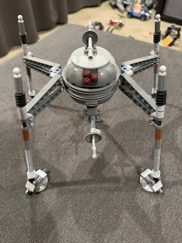 LEGO Star Wars: Homing Spider Droid (75142)