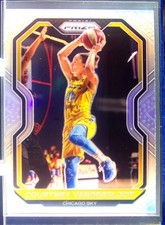 2021-22 Panini Prizm WNBA Courtney Vandersloot Prizms Silver #10 Sky