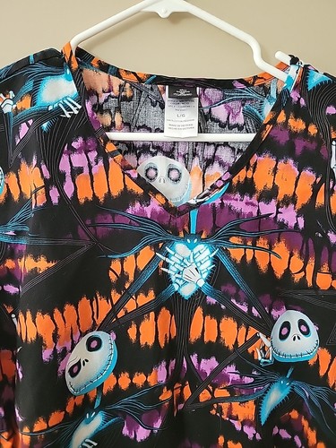 Nightmare Before Christmas Halloween Scrub Top Size Large - Picture 3 of 7