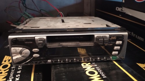 JVC KS-F160 AM FM CASETTE RADIO TAPE PLAYER with REMOVABLE FACE PLATE - Picture 2 of 14