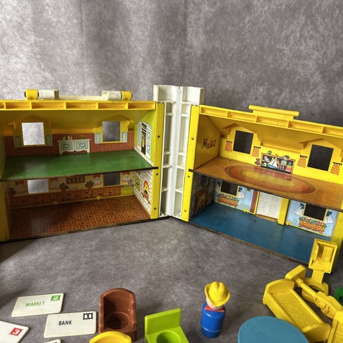 Vintage FISHER PRICE Little People 952 Play Family Yellow House Mixed Set - Picture 9 of 13