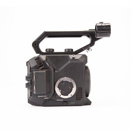 Panasonic AU-EVA1 5.7K Super 35 Cinema Camera - EF Mount (255 Hours) SKU#1920932 - Bild 8 von 12