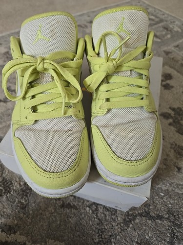 NEW Nike Air Jordan 1 Low SE Limelight DH9619 103 Women’s Size 8.5 - Picture 2 of 10