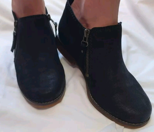 Black Hush Puppies Size EU 38 Comfy Ankle Boots Leather Upper Made In India - Picture 2 of 11