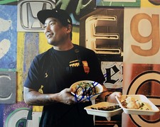 ROY CHOI HAND SIGNED 8x10 PHOTO CHEF AUTHENTIC AUTOGRAPH RARE COA ROY CHOI HAND SIGNED 8x10 PHOTO CHEF AUTHENTIC AUTOGRAPH RARE COA