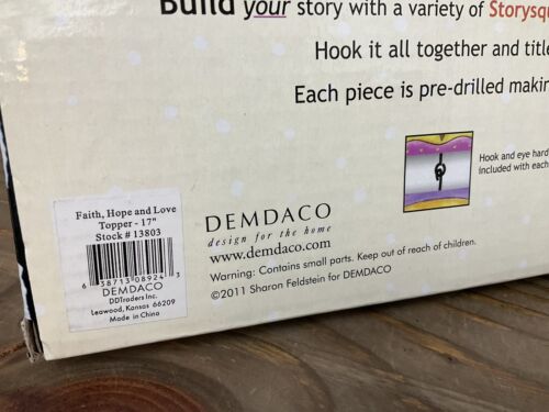 NUOVO Storysquares Topper Fede, Speranza, Amore 17” Demdaco Story Squares 13803 - Foto 7 di 22