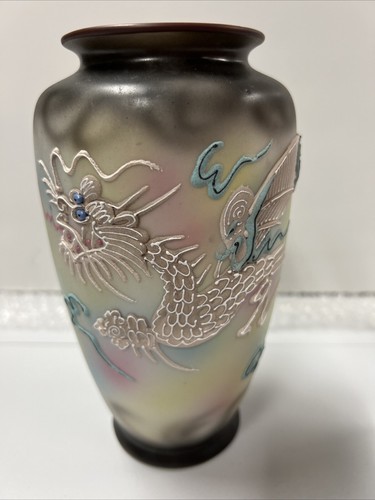 Vintage Hand Painted Mariage Dragonware Vase 7.5” & Box 5.5x3.5x2 w/ Lid JAPAN - Picture 3 of 13