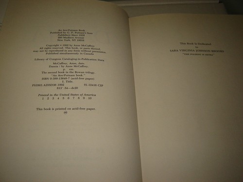 Anne McCaffrey - Damia HB/DJ 1st edition 1992 FINE condition hardcover - Picture 4 of 4