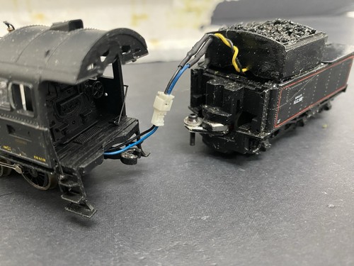 Roco HO Scale ERSTFWELD 2-10-0 Swissn Steam Locomotive with tender READ P.316 - Picture 12 of 16