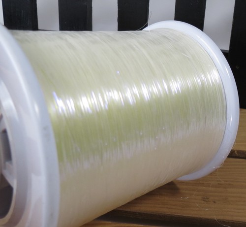 Lurex Flat Iridescent Thread Film Clear/ White Rainbow effect 1/100" 216 grs - Picture 2 of 7