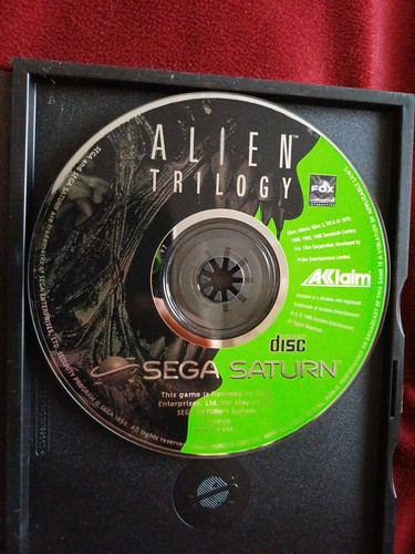 ALIEN TRILOGY VINTAGE SEGA SATURN GAME PAL COMPLETE 1996 WITH MANUAL - Picture 6 of 8