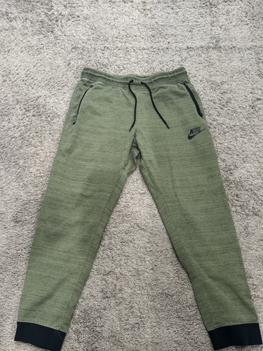 Nike Tech Fleece XL Slim Fit Hosenpaket 2 Paar - Grün/Schwarz