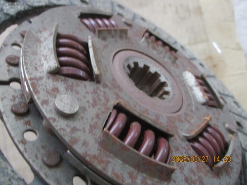 NOS 1968-1971 CHEVROLET CHEVELLE, CAMARO, NOVA 6 CYLINDER CLUTCH DISC-PT 3886126 - Picture 9 of 12