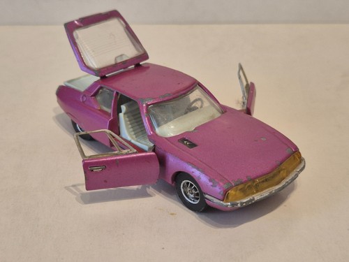Citroen SM Maserati Corgi Whizzwheels colore rosa scala 1/43 molto giocato - Foto 8 di 10