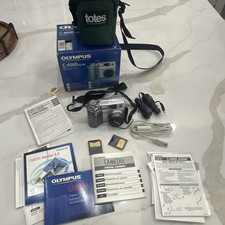 Olympus Camedia C-4000 Zoom 4MP Digital Camera Tested w/ Box Accessories