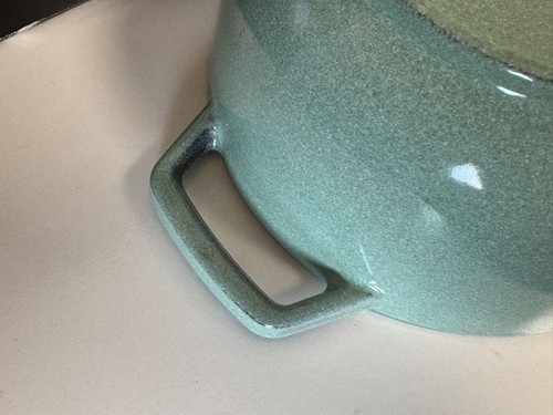 Staub Wa-Nabe 18cm Sage Green Cast Iron Enamel Pot Used Beautiful Condition - Picture 16 of 20