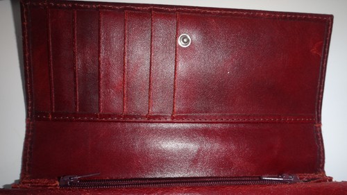 DOLCE & GABBANA Mahogany Genuine Leather Tri-Fold Purse, Wallet 🌺🌺 - Picture 14 of 16