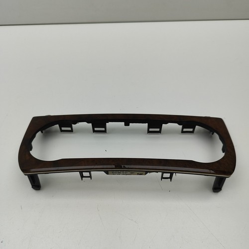 Guarnizione cruscotto centrale Mercedes-Benz CLS C218 A2186801407 LHD 2012 28977452 - Foto 1 di 6