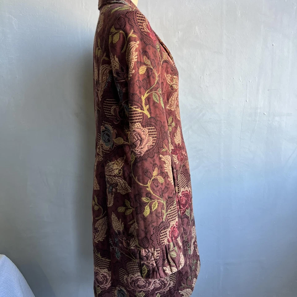 Abrigo Blazer Largo Jacquard Floral Talla 12 CAbi Estilo Floral 749 Jacobeo Foto 4 de 4