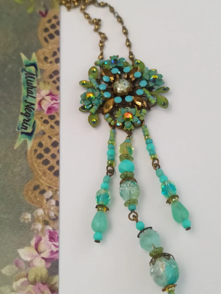 Collar Michal Negrin Vidrio Aqua Fusionado Cristales Turquesa Flecos Florales Largo 25 Foto 3 de 4