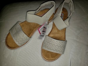 skechers womens wide sandals