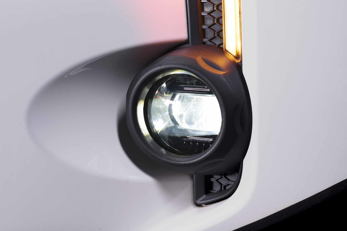 Morimoto LF092 XB EVO LED Fog Lights Kit White for Toyota Tacoma
