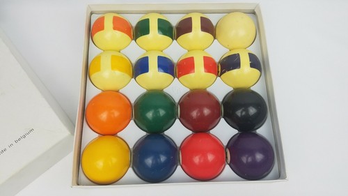 Aramith 2.25" Billiard/Pool Balls ~ Made in Belgium ~ Complete Set - Picture 4 of 6