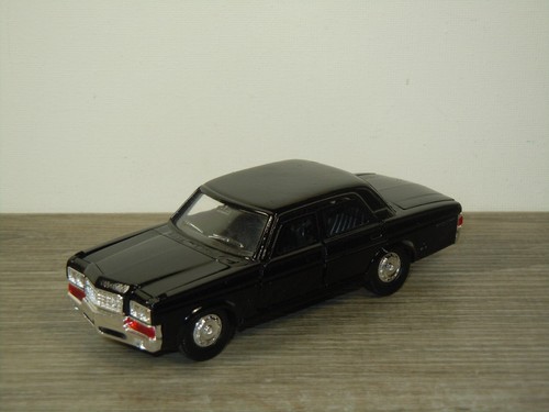 Nissan President - Diapet G-36 - 1:40 Japan in Box *68584 - Imagen 2 de 6