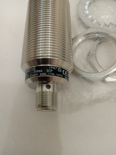 IFM II5742 NOS EFECTOR 100 INDUCTIVE PROXIMITY SWITCH S-15MM F FU-10-36V DC - Picture 5 of 8